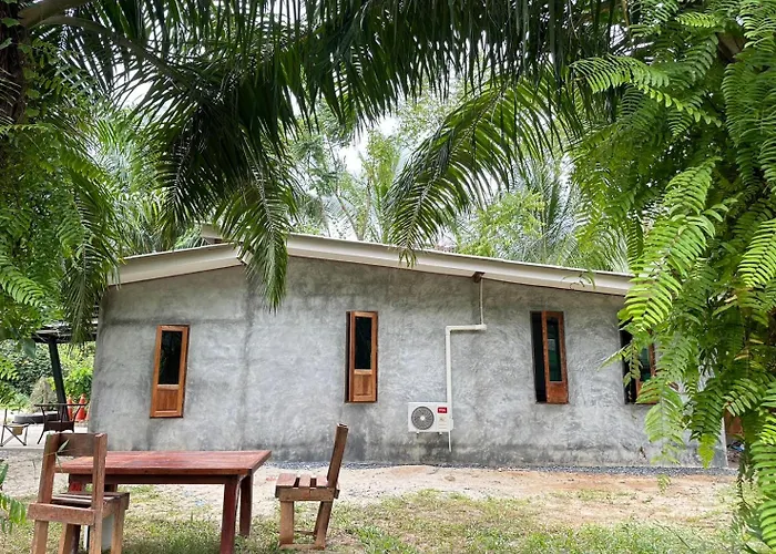 Baan Kong Kang At Lanta Old Town