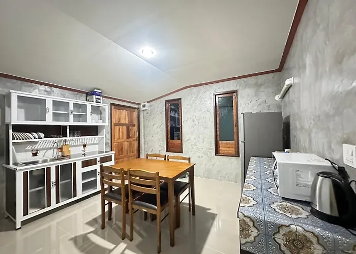 Baan Kong Kang At Lanta Old Town